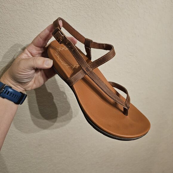 Chaco Rowan Women's 5 Brown Leather Strappy Sandals Slingback Thong Comfort shoe - Picture 2 of 7